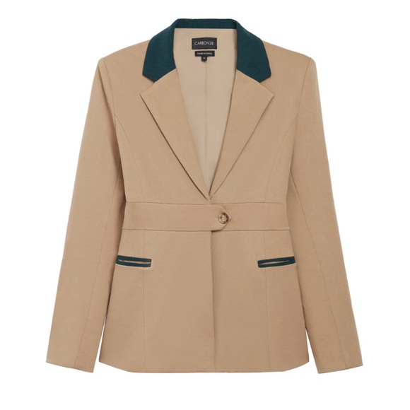 Carbon38 Jackets & Blazers - Carbon 38 Slim Tan One Button Blazer with Green Accent Collar and pocket trim